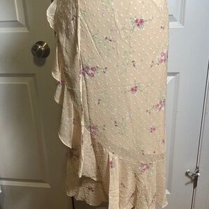 Floral asymmetrical overlap Wrap skirt with ruffled/flouncy hem size L